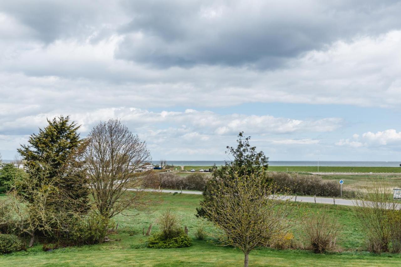 Straendhus Bed&Breakfast Hasselberg  Exteriör bild