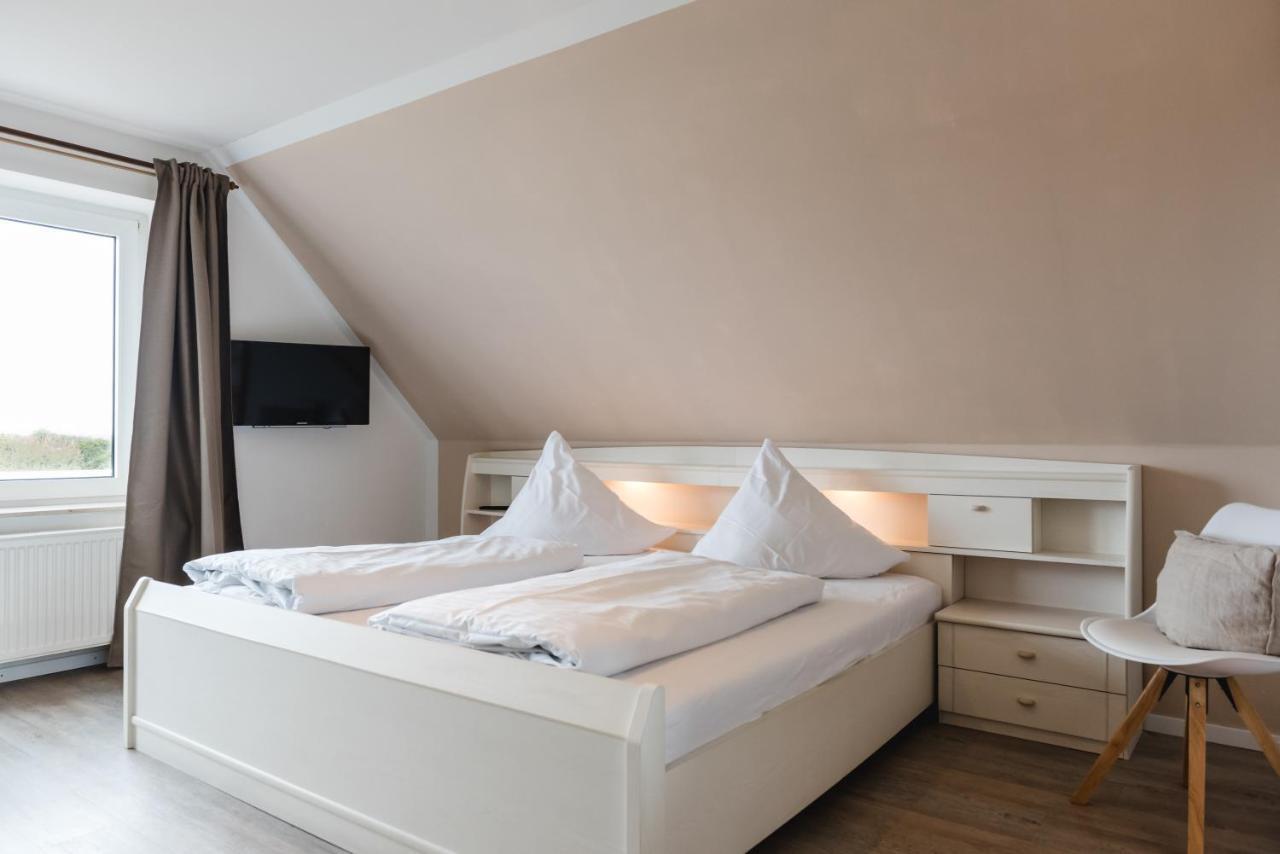 Straendhus Bed&Breakfast Hasselberg  Exteriör bild