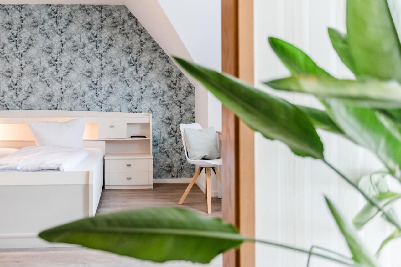 Straendhus Bed&Breakfast Hasselberg  Exteriör bild